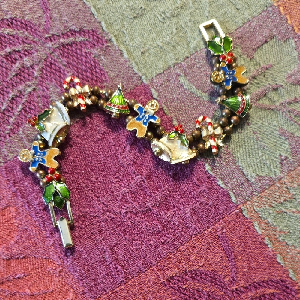 Avon Christmas Slide Charm Bracelet
